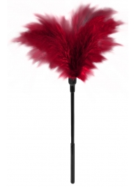 Пластиковая метелочка с красными пёрышками Small Feather Tickler - 32 см. - Blush Novelties - купить с доставкой в Стерлитамаке