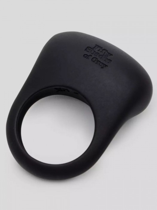 Черное эрекционное виброкольцо Sensation Rechargeable Vibrating Love Ring - Fifty Shades of Grey - в Стерлитамаке купить с доставкой