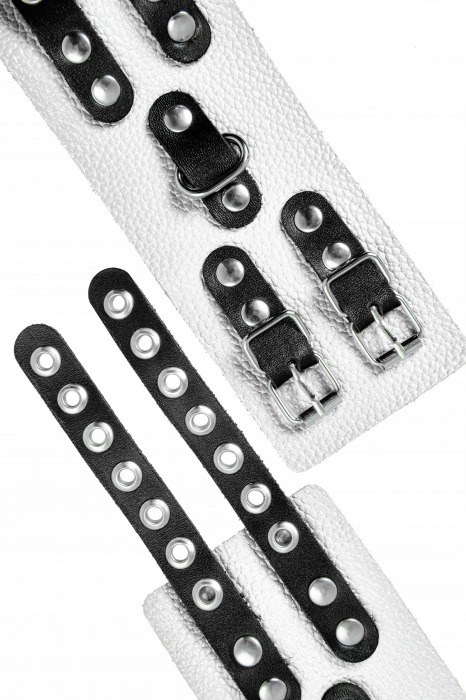 Бело-черные наручники с двумя ремешками и люверсами - Pecado - купить с доставкой в Стерлитамаке